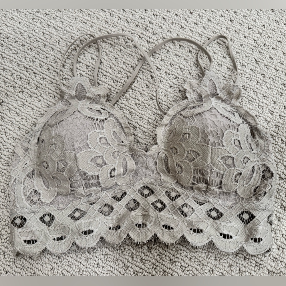 Wishlist Gray Taupe Lace Bralette